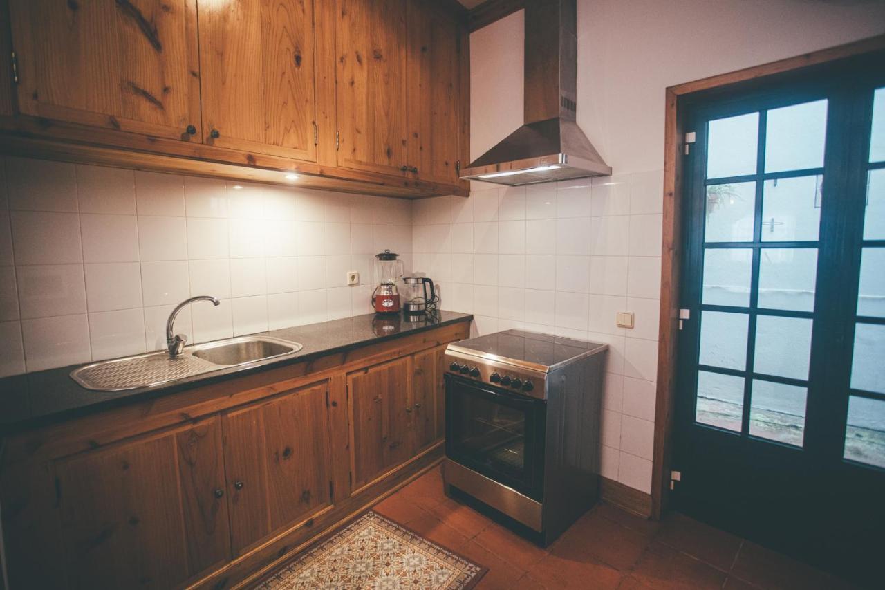 Апартаменти Bayview House Ангра-ду-Ероїшму Екстер'єр фото